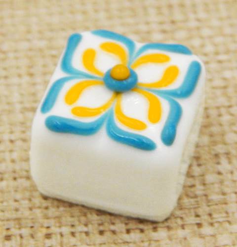 HG-173  White Choc Berry/Mango Design $47 at Hunter Wolff Gallery